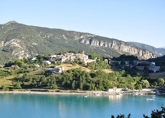 Le Pidanoux 2* Saint-Julien-du-Verdon
